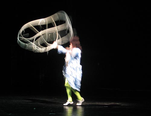 GRNDLICHE FREUDE BER DEM ABGRUND