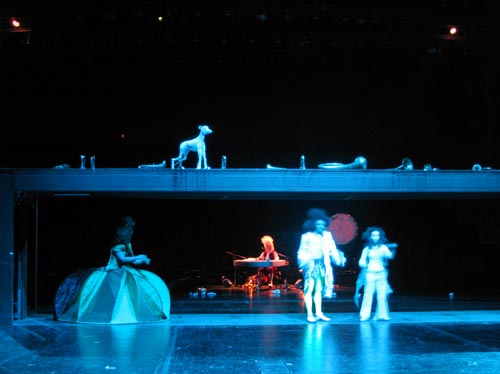 GRNDLICHE FREUDE BER DEM ABGRUND