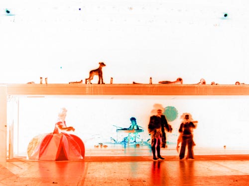 GRNDLICHE FREUDE BER DEM ABGRUND